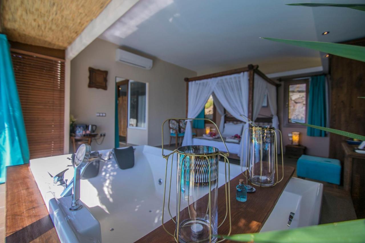 Lissiya Hotel Faralya Luaran gambar